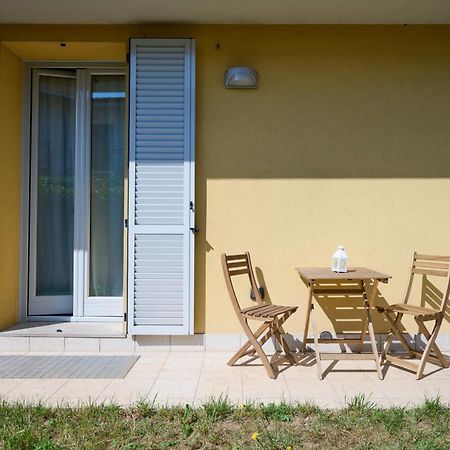 La Casa Dei Tigli - Bilocale Con Taverna E Giardino Apartment Gorgonzola Bagian luar foto